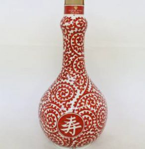 サントリーピュアモルトウイスキー赤絵蛸唐草寿文柑子口瓶